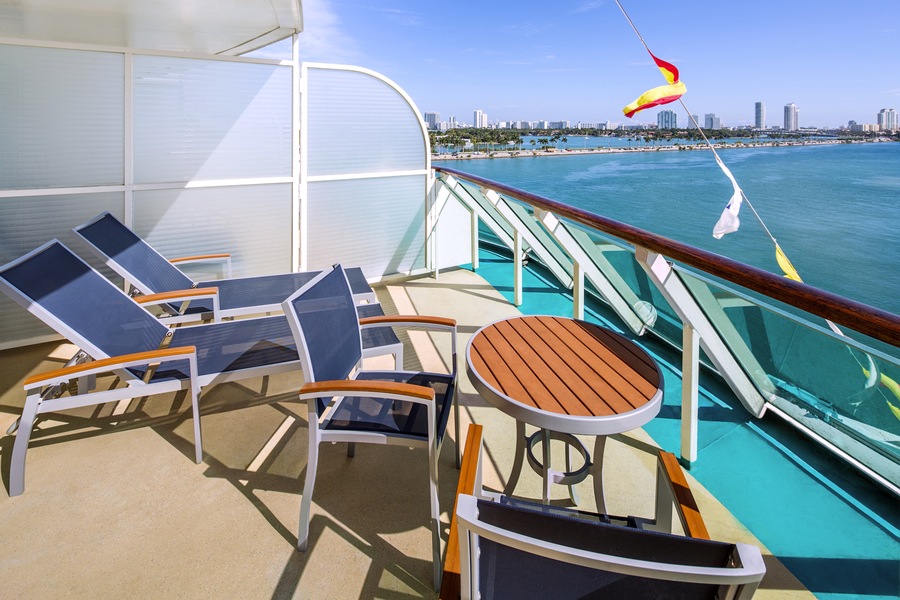 RCI, Enchantment of the Seas, Sunset Junior Suite 4.jpg